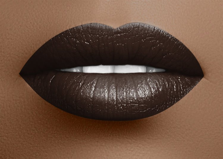 Nudes & Browns Lipstick - Peachy Secret