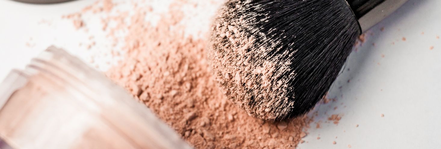 The-Ultimate-Makeup-Brush-Peach-Secret